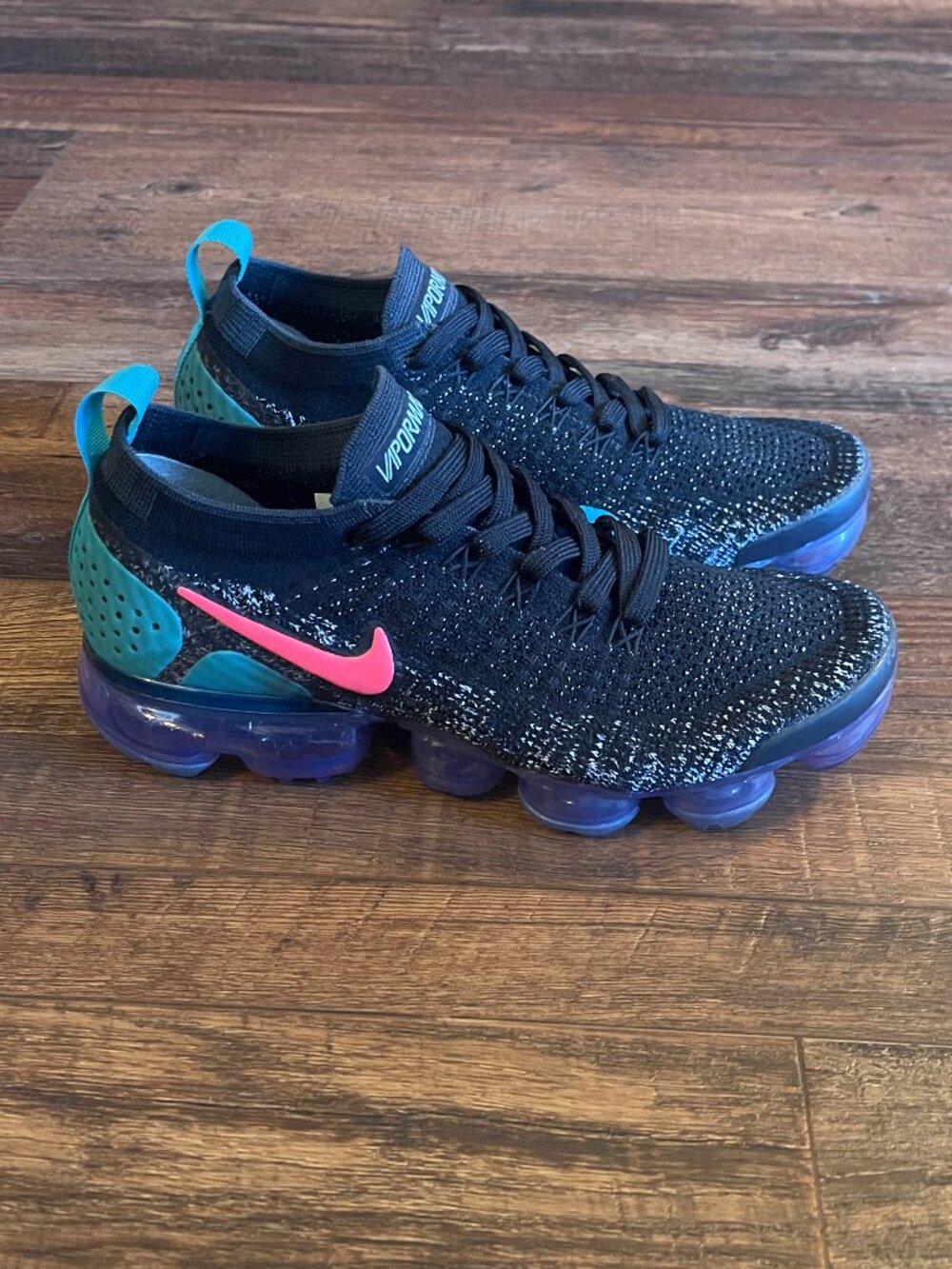 Nike Air VaporMax 2 Flyknit Hot Punch Women Size 7.5